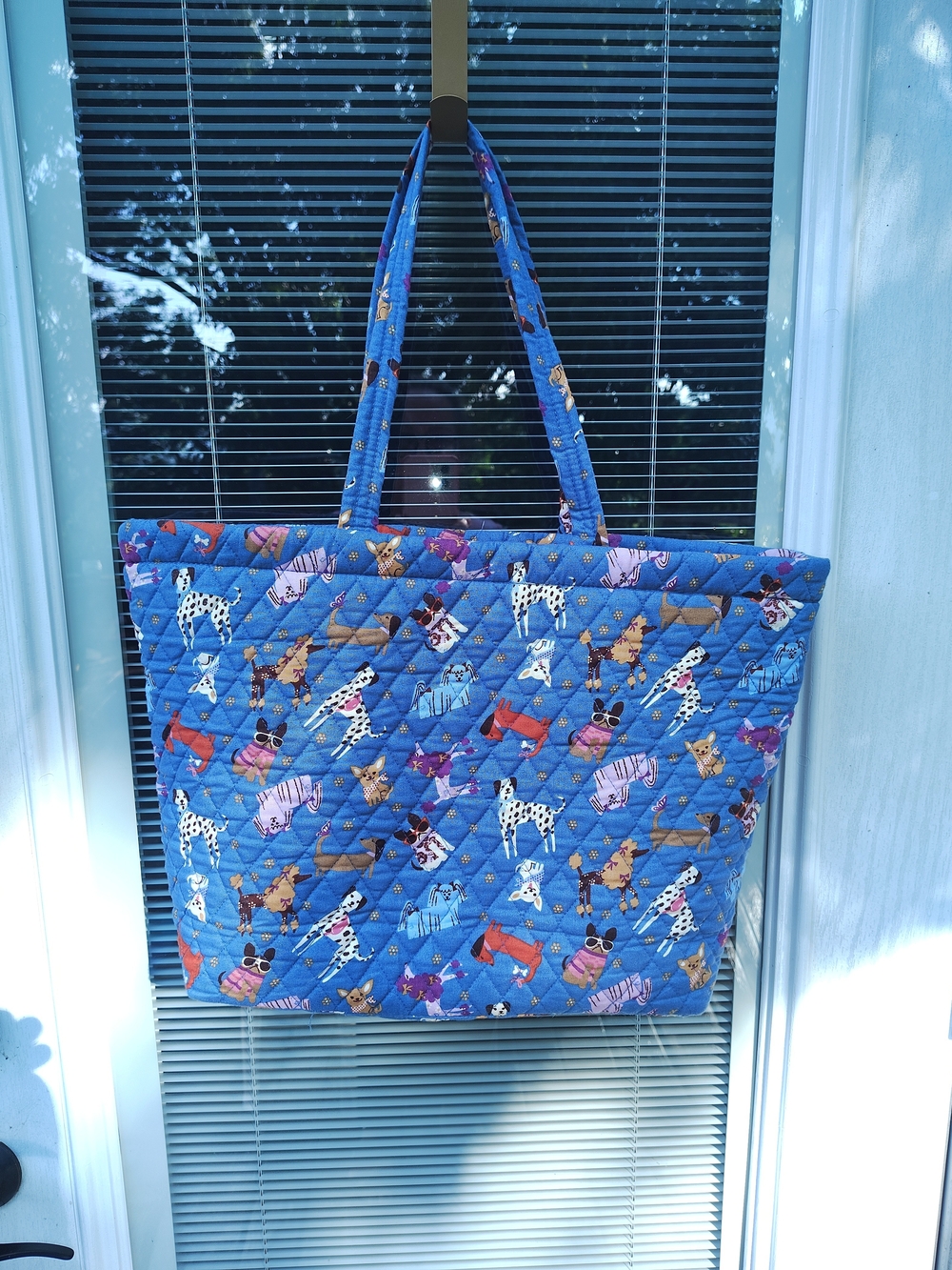 Vera Bradley East West Quilted Tote with Colorful Dog Print - Picture 2 of 3